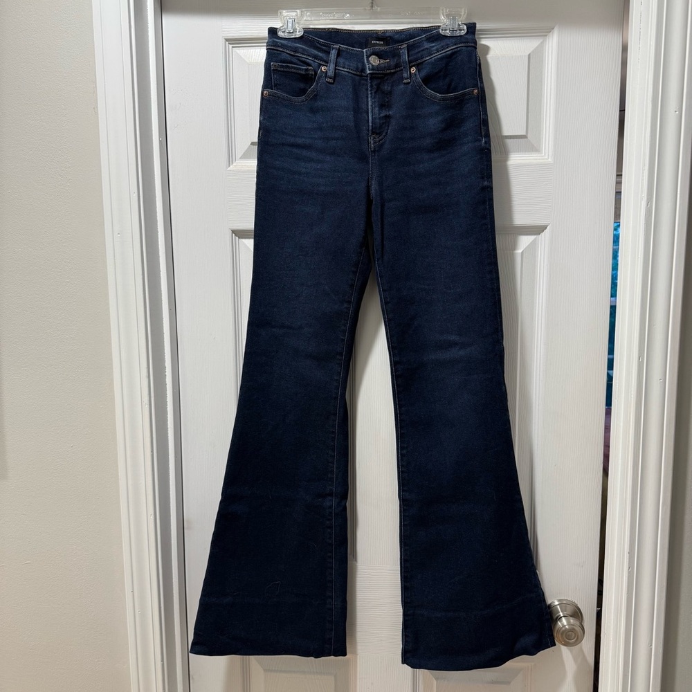 Express 70s Flared Mid Rise Jeans size 2